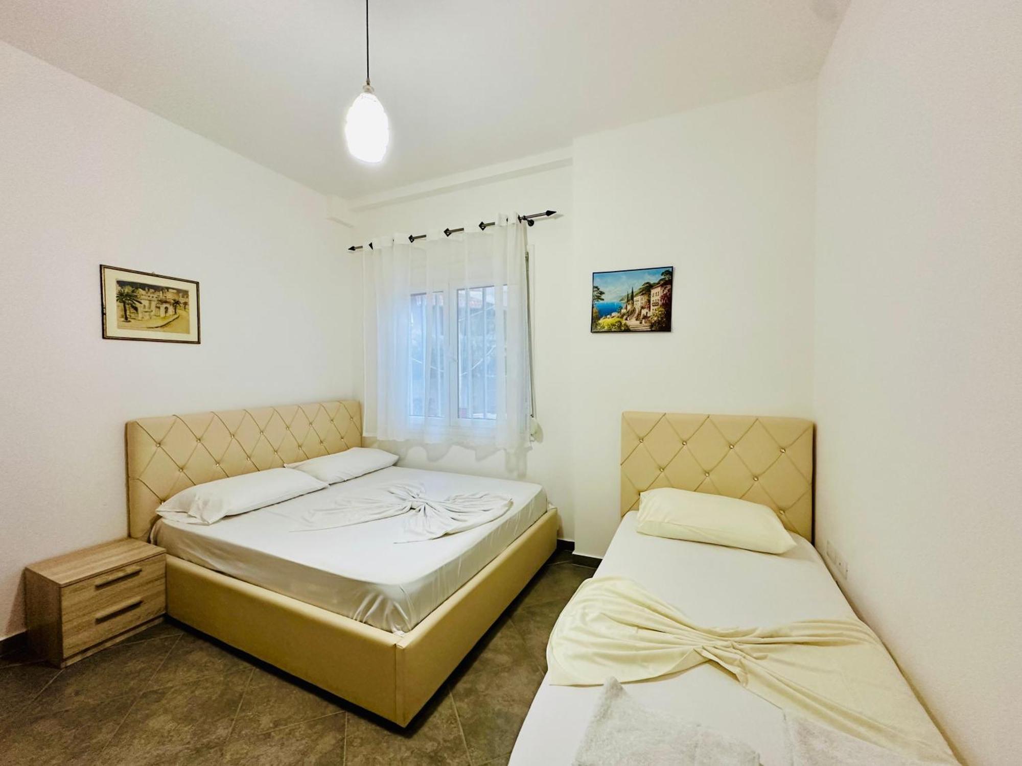 Jico Travel - Erjon Apartments Wlora Pokój zdjęcie