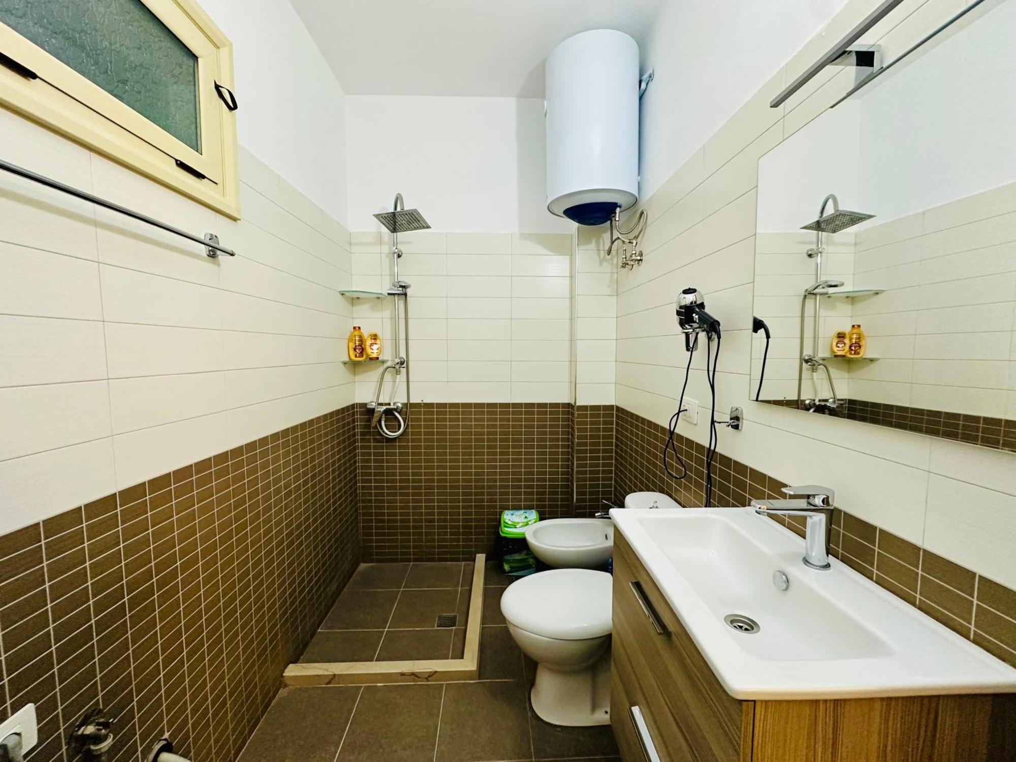 Jico Travel - Erjon Apartments Wlora Pokój zdjęcie